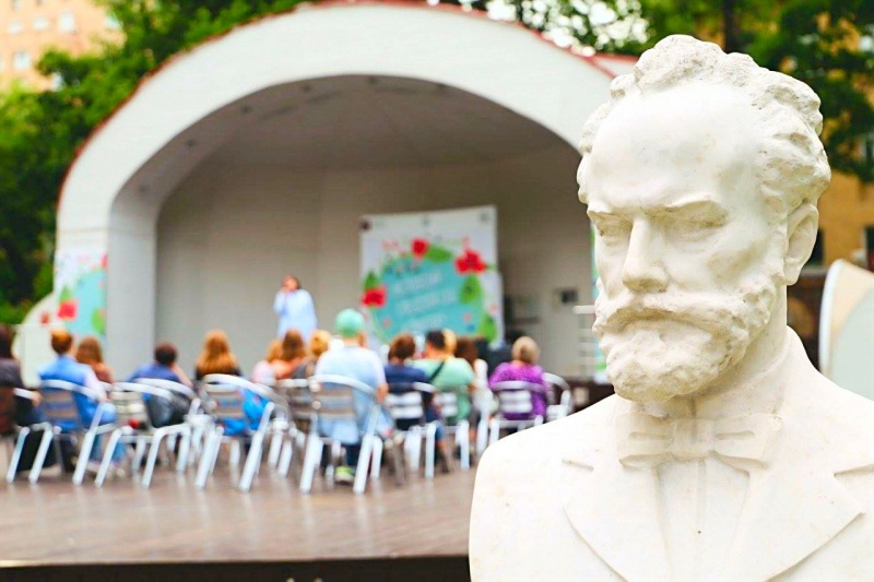 Цикл лекций "Стихи в саду" Цикл лекций "Стихи в саду"