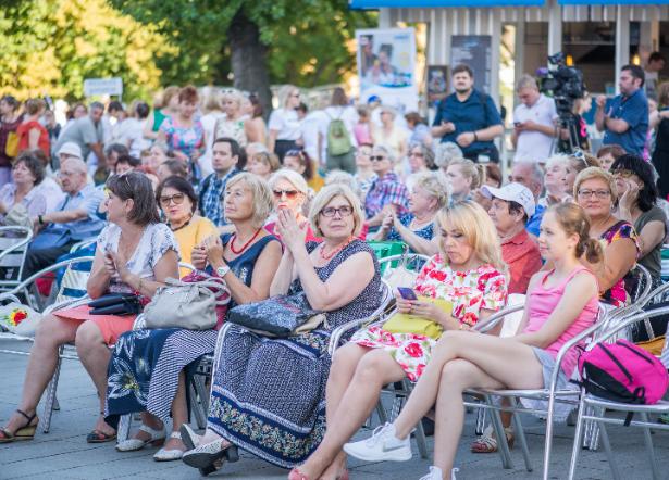 Вокруг света за одно лето: Испания